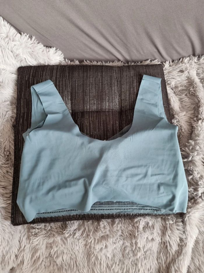 Soutien gorge sans fil en dentelle - photo numéro 2