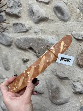 Coucou Suzette - règle en forme de baguette pain fantaisie