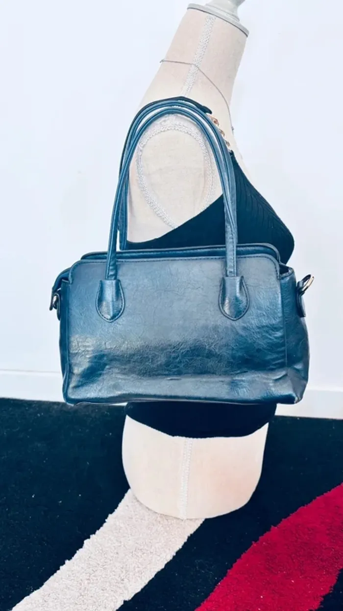 👜 sac à main bleu marine et doré - photo numéro 2