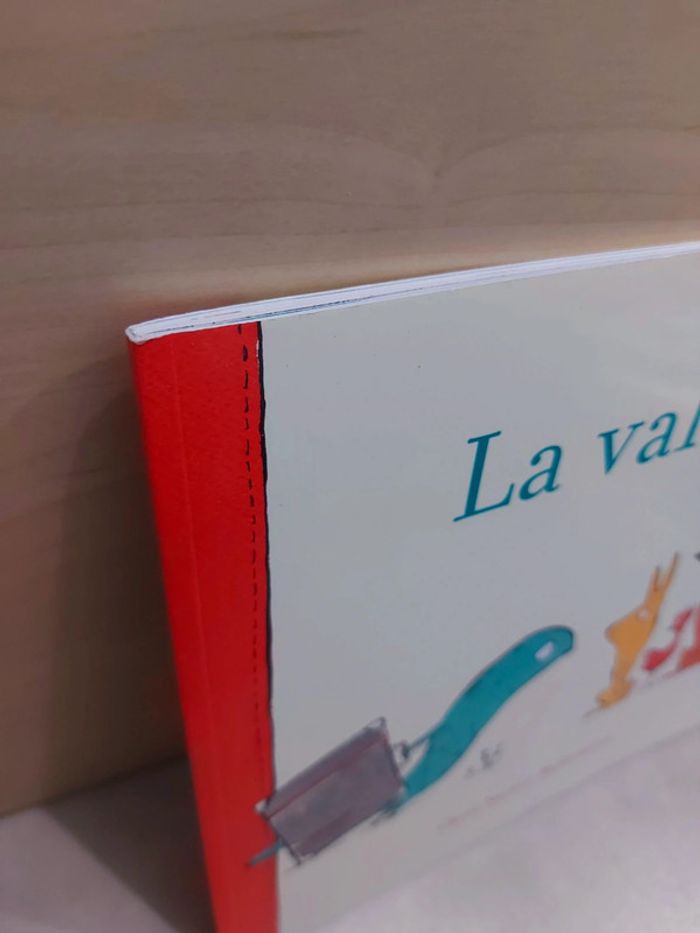 🌺 Livre (école des loisirs) : La valise - photo numéro 7