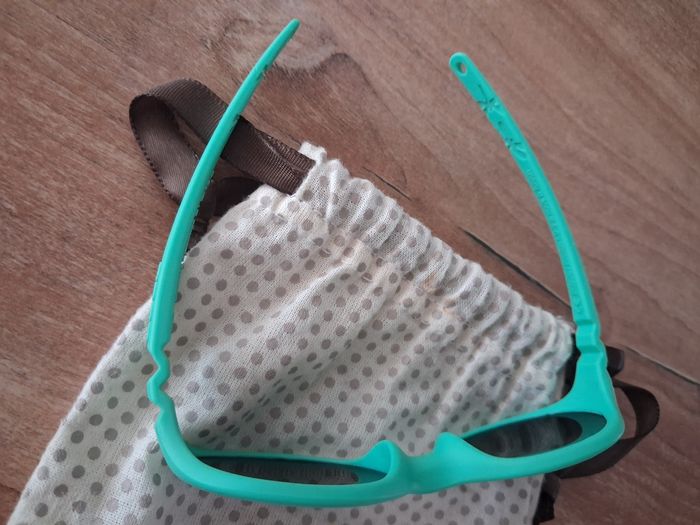 Lunette de soleil bébé ki et la - photo numéro 3