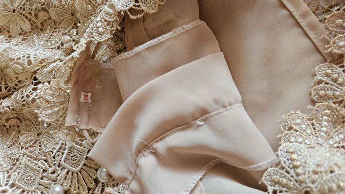 Blouse dentelle chic - boutons sur le devant-T50/52 - photo numéro 6