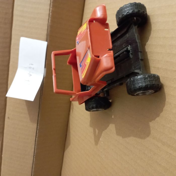 voiture orange - photo numéro 3