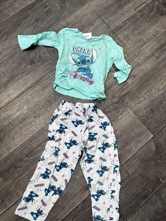 Pyjama stitch Leger 3 ans