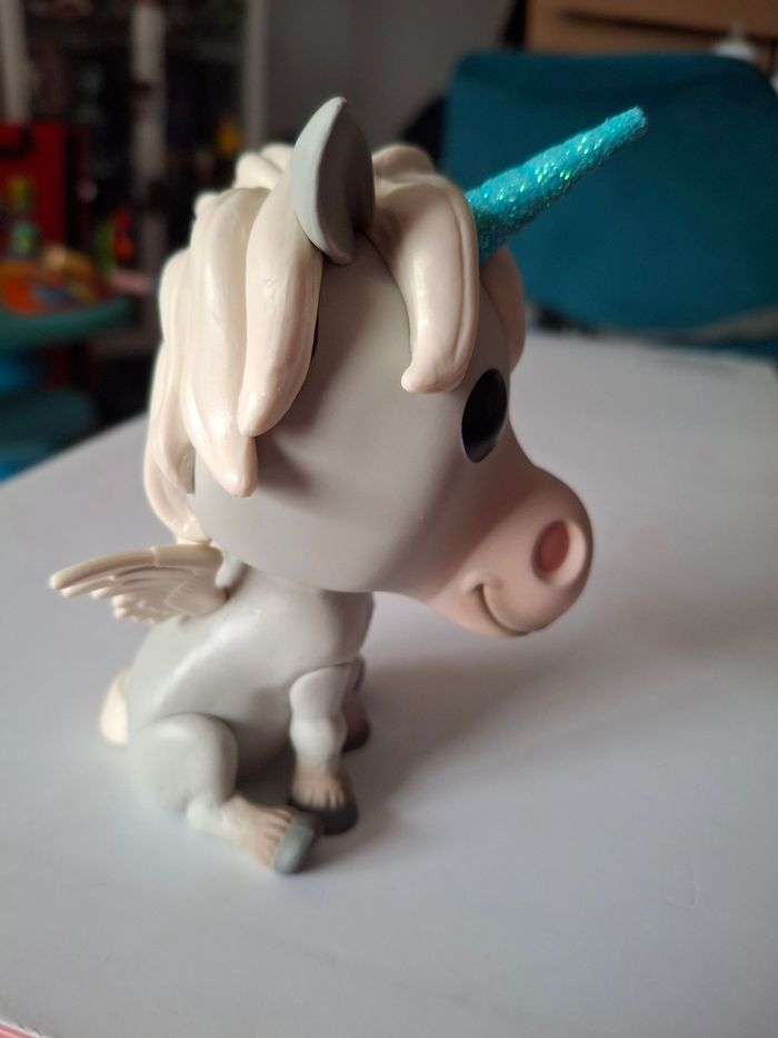 Funko pop unicorn Chase / onward ,en avant - photo numéro 9