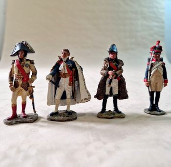 Lot de 4 figurines en plomb , peinte à la main  , Napoléon