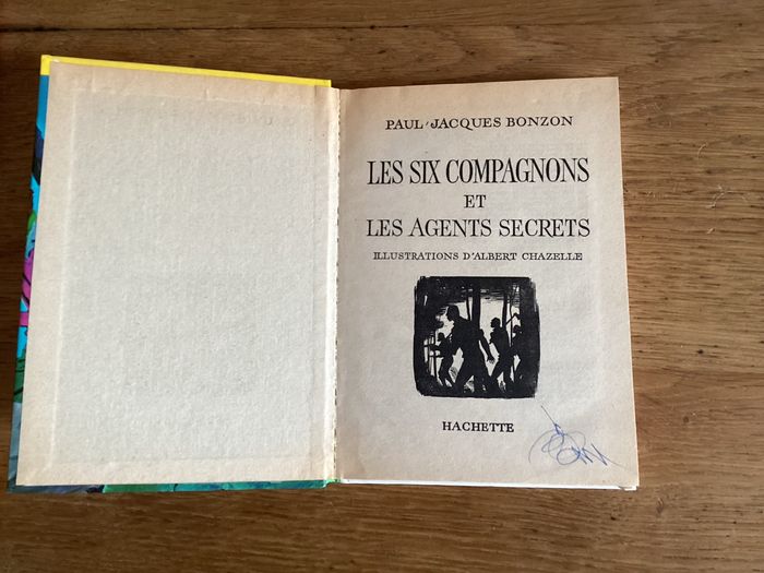 Livre « les six compagnons et les agents secrets » - photo numéro 4