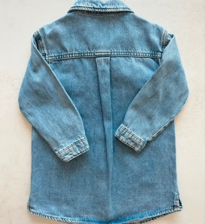 Robe en jean Zara 3/4 ans Portée une fois comme neuve - photo numéro 2