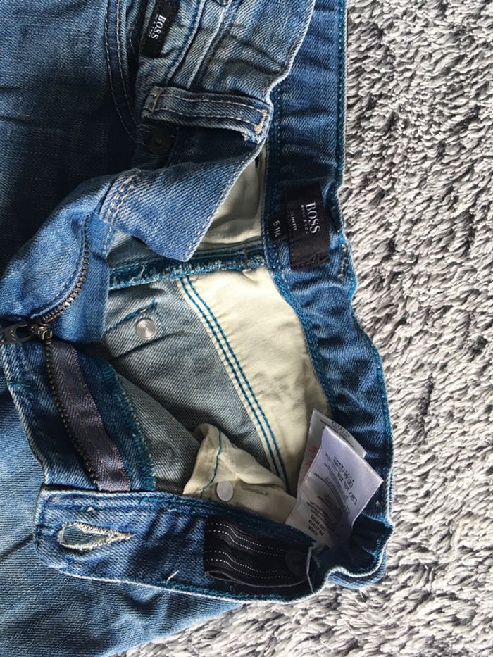 Jeans Hugo Boss - 6 ans - photo numéro 3