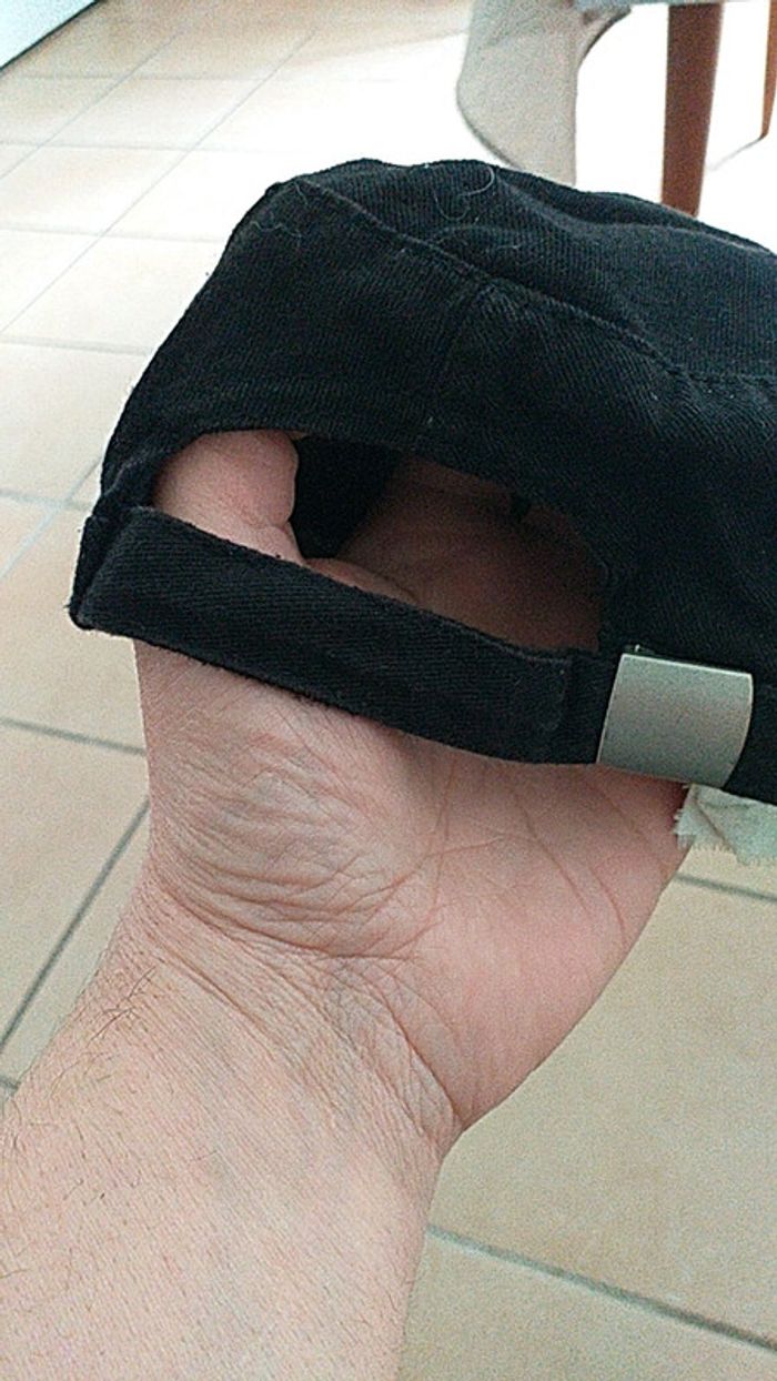 Casquette - photo numéro 3