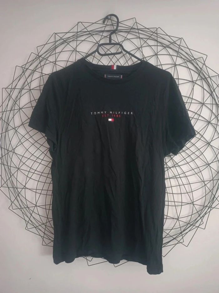 Tee shirt tommy Hilfiger homme taille M