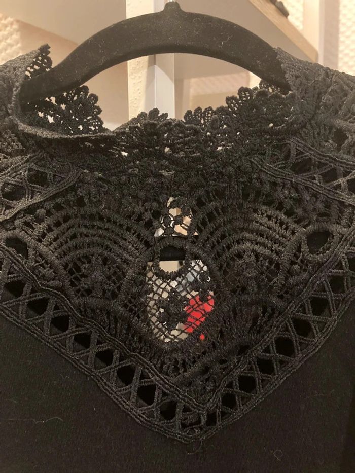 T-shirt noir - photo numéro 7