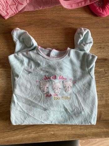 Pyjama 1 pièce taille 12 mois