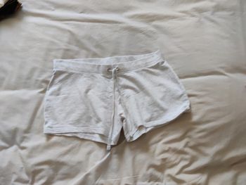 Short gris chiné très clair