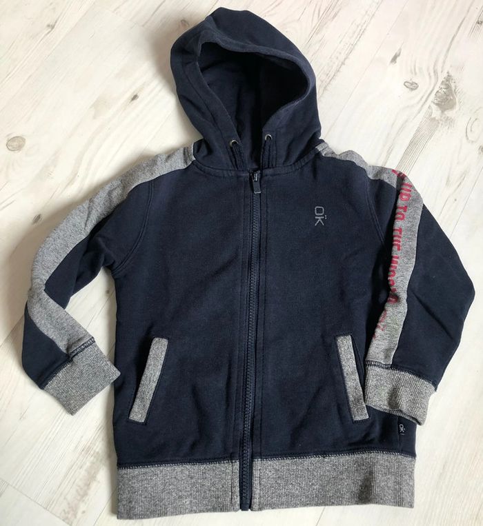 Gilet zippe à capuche Okaidi 5 ans