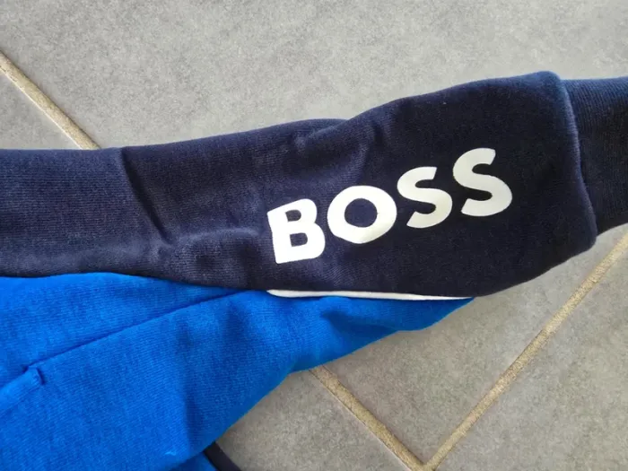 Ensemble jogging Hugo Boss - photo numéro 3