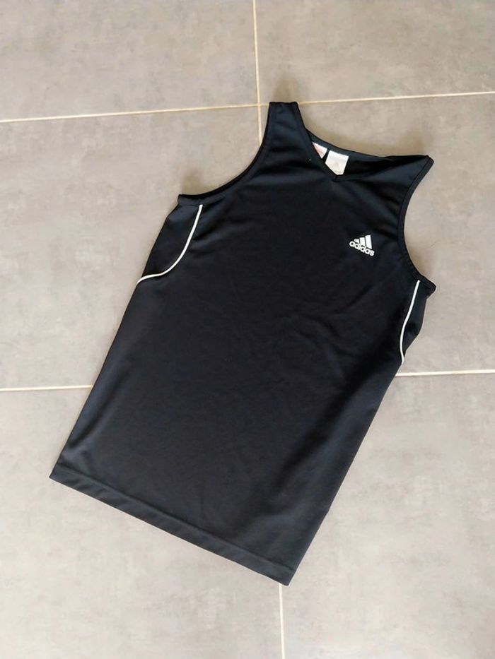 Débardeur adidas 14 ansen très bln état