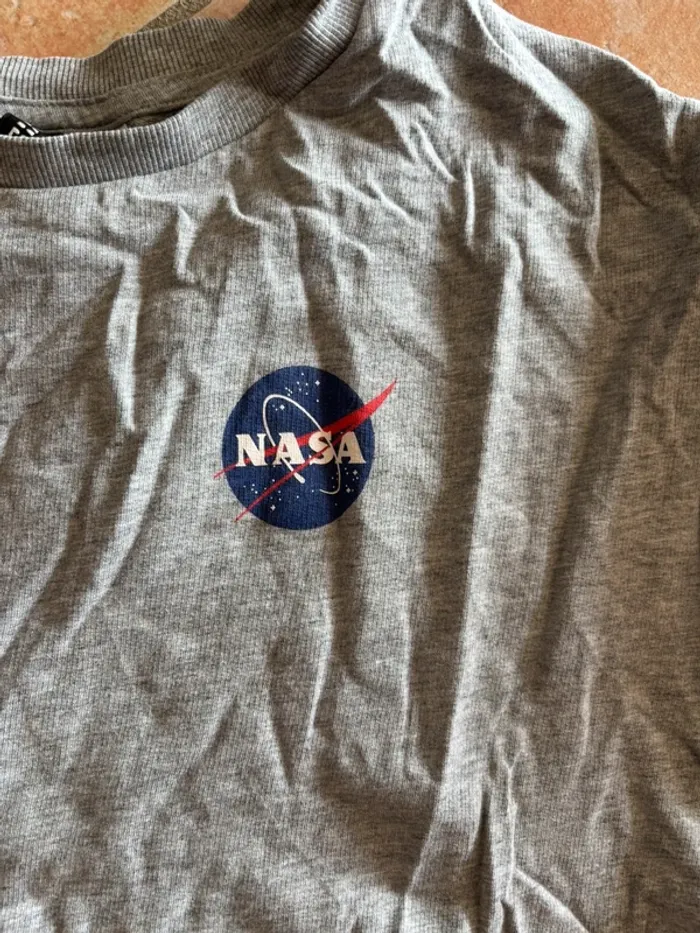 Sweat-shirt nasa gris - photo numéro 2