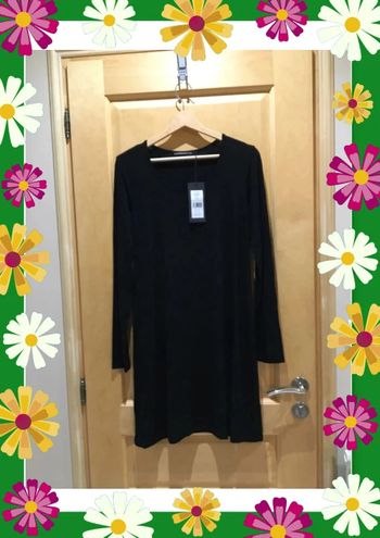 Robe noire mado et les autres