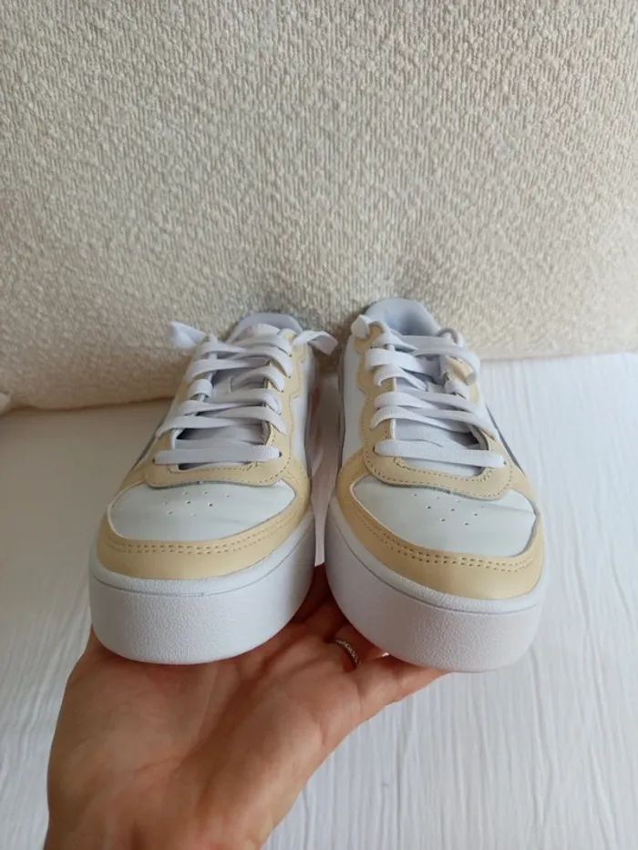 Paire de baskets sneakers Puma Skye pointure 38,5 - photo numéro 8