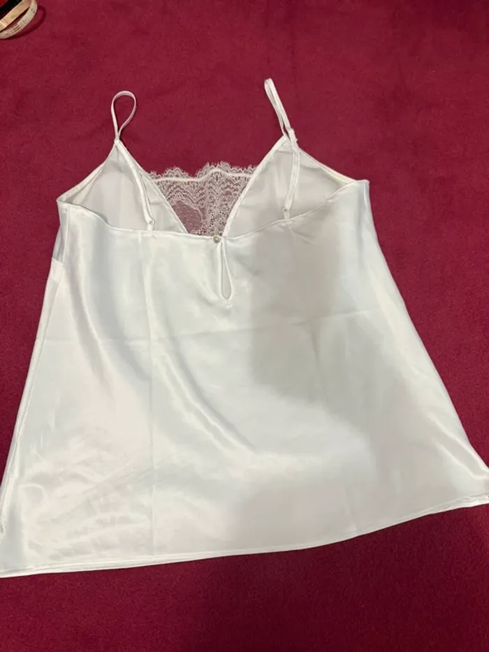Lot de 2 tops identiques noir blanc Darjeeling 42 satin - photo numéro 5