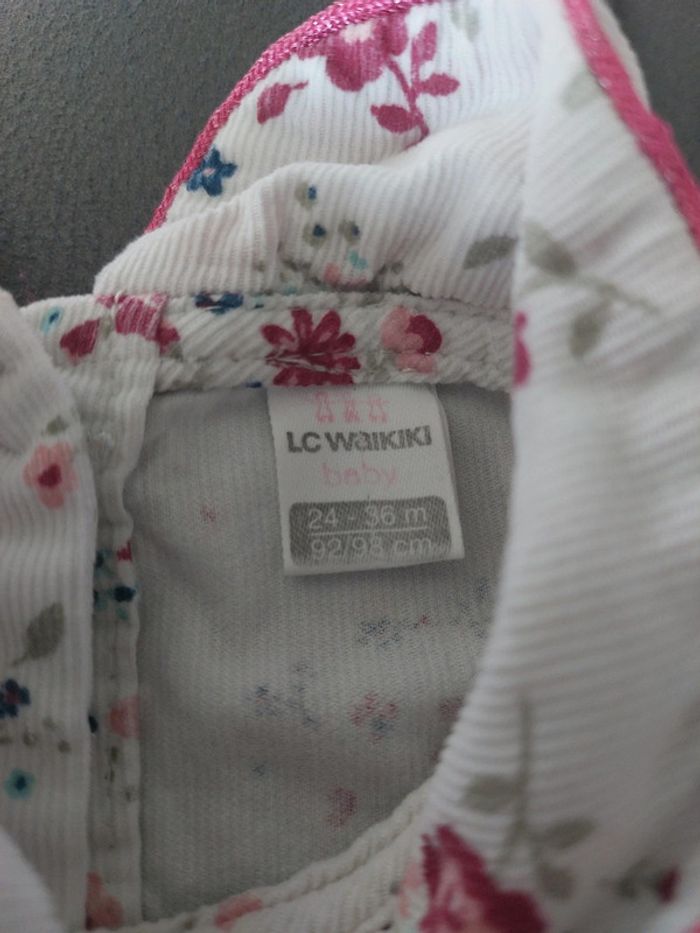 Blouse Lc Waikiki taille 24 - 36 mois - photo numéro 3