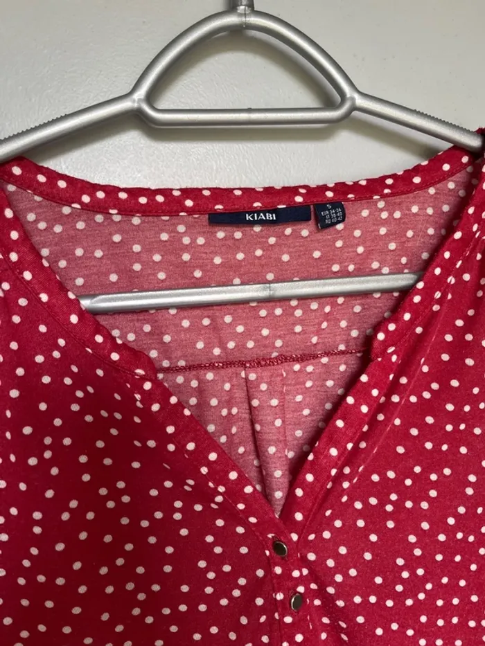 Débardeur rouge et blanc - photo numéro 3