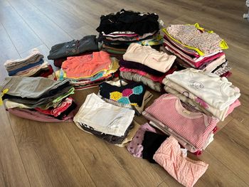 Énorme lot fille du 3 au 24 mois 114 articles + cadeaux