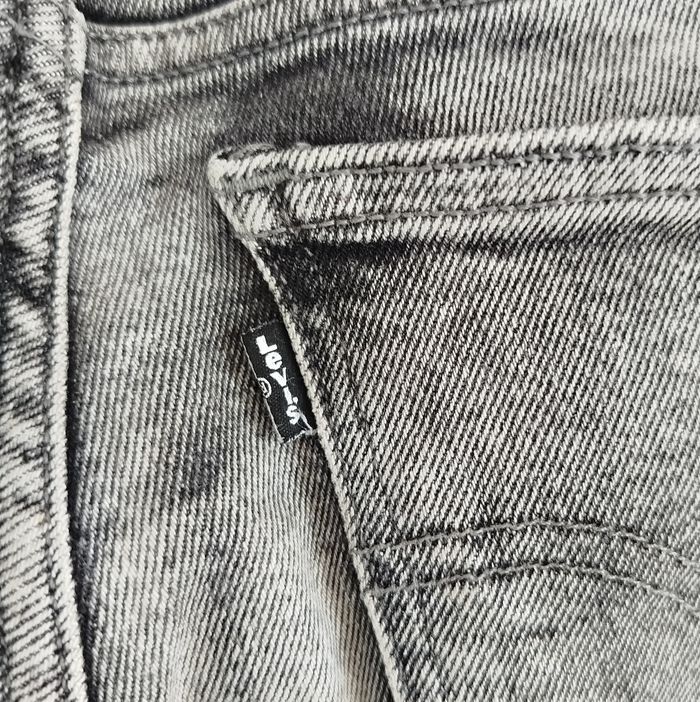Jean Levi's taille 34 - photo numéro 8