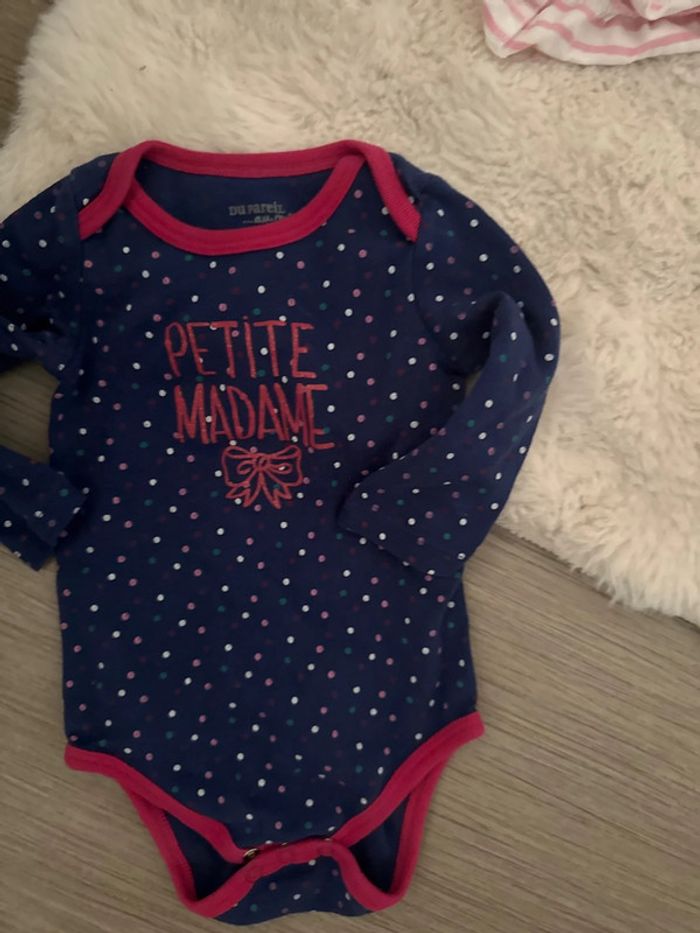 Bodie 12 mois dpam très bon état - photo numéro 3