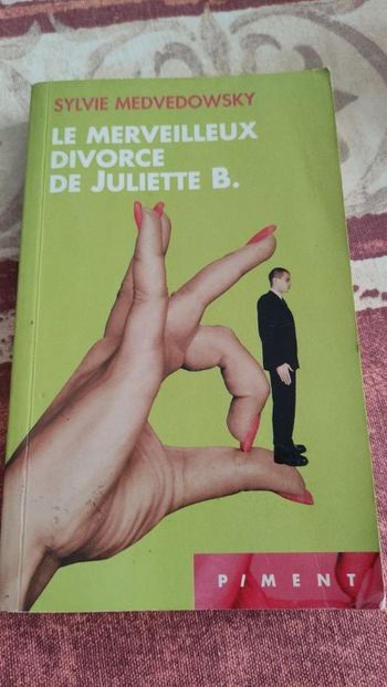 Livre de poche Le merveilleux divorce de Juliette B