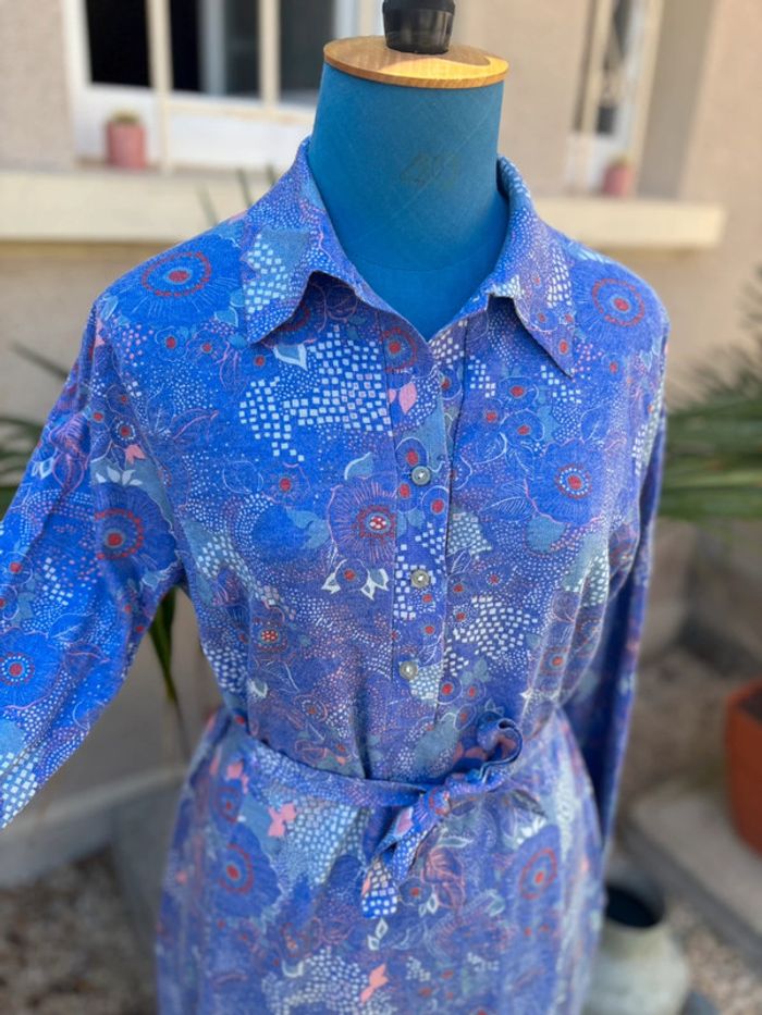 Robe à motif des années 70 - en très bon état - taille 42/XL - photo numéro 3