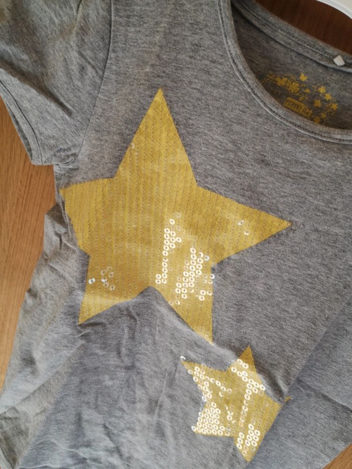T-shirt Name It en gris et jaune 6 ans - photo numéro 2