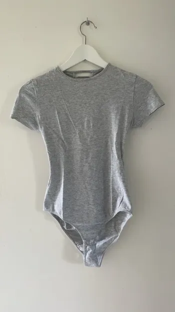 Body croisé dans le dos