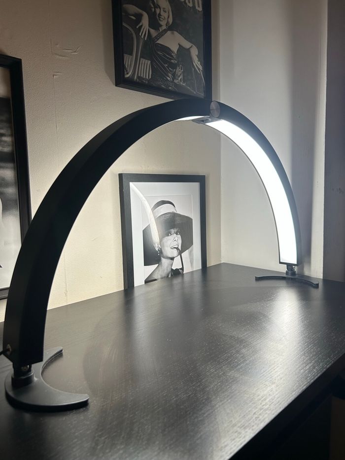 Lampe demi lune - photo numéro 3