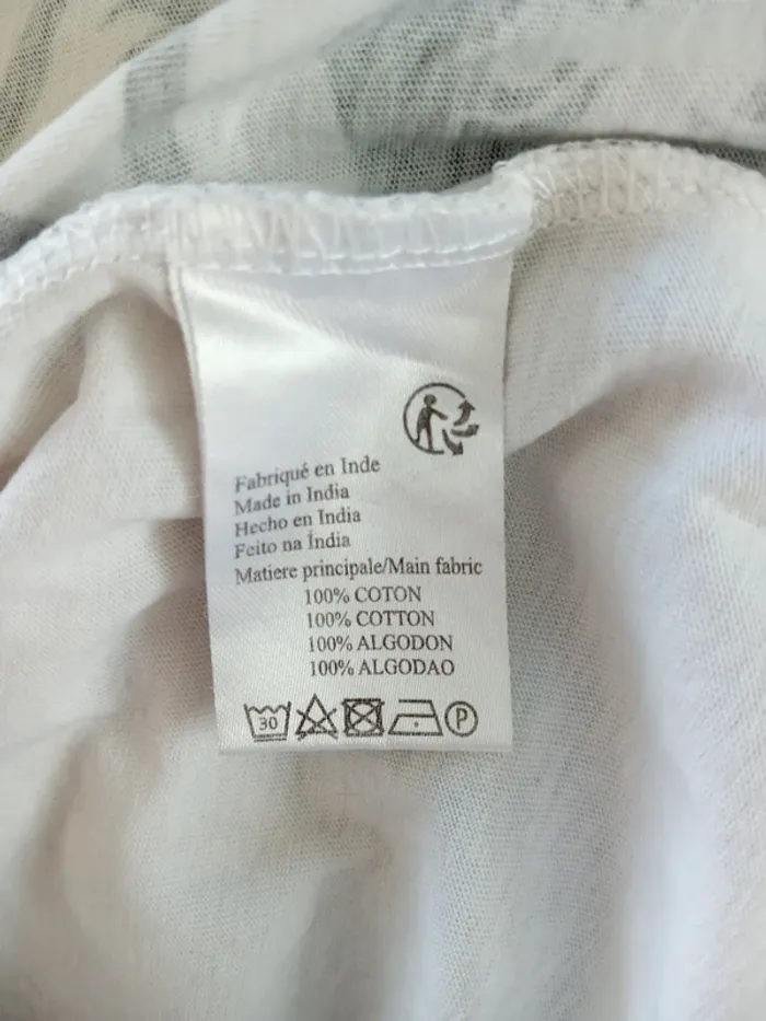 Maillot Manche Longue Blanca Motif abeille taille 16 ans - photo numéro 5