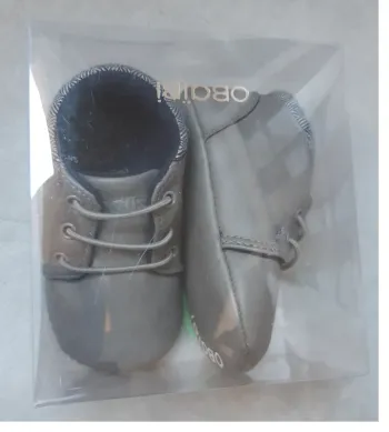 chaussures / chaussons 6/12 mois obaibi imitation cuir neufs dans emballage d'origine