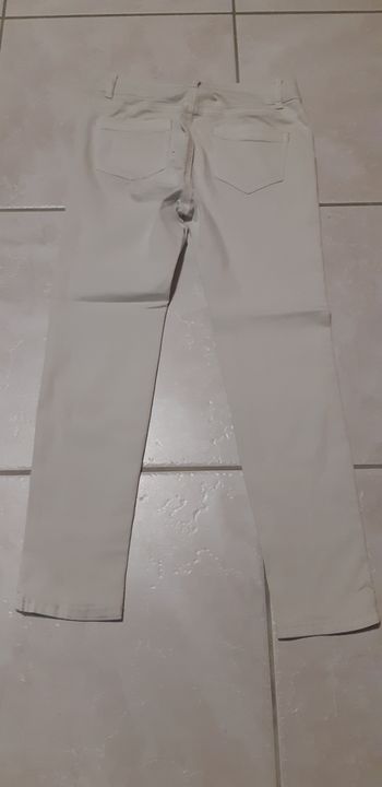 Jean slim taille 34 Cache Cache écru taille XS