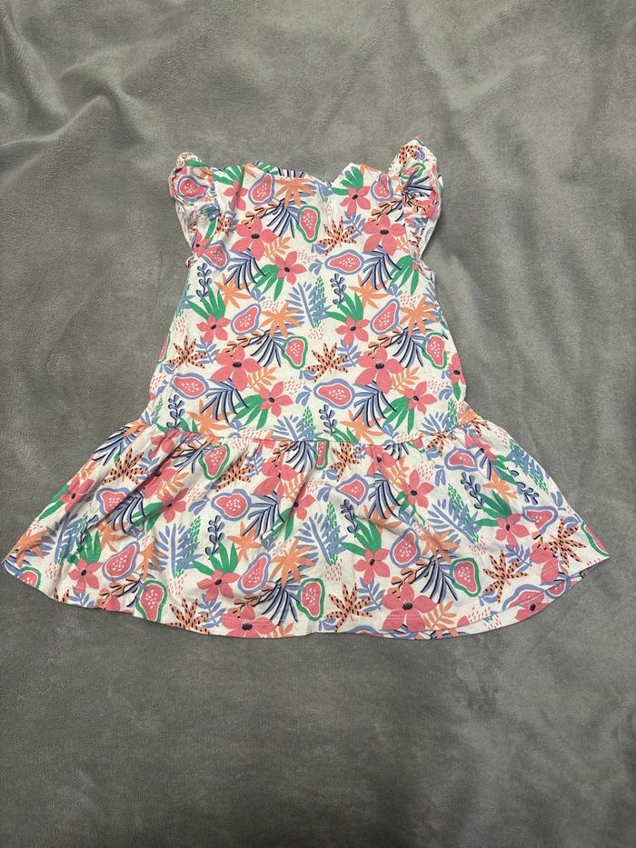 Robe 4 ans - photo numéro 3