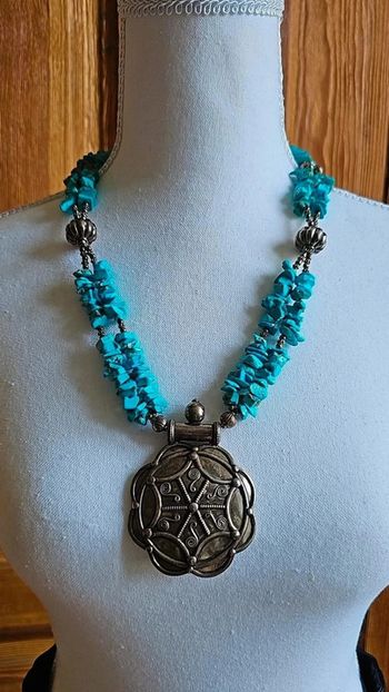 Collier argent et turquoise pendentif