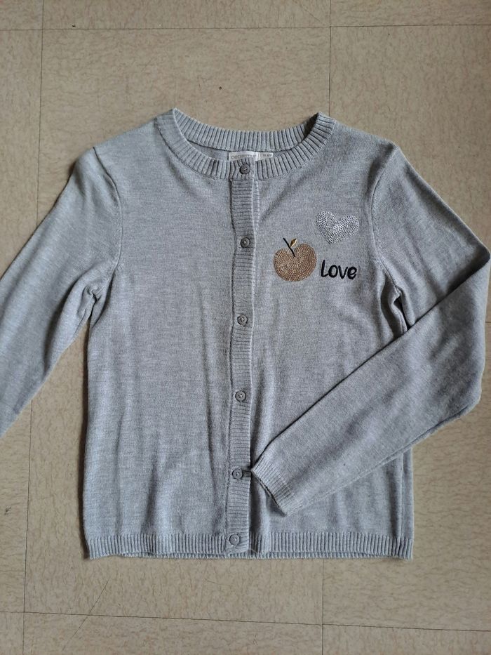 Gros lot vêtements fille / T. 10 ans / 62 pièces + 10 shorty offert / Différentes marques / Très bon état - photo numéro 7