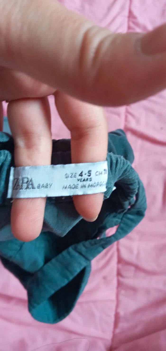 Robe Zara baby taille 4 /5 ans - photo numéro 3