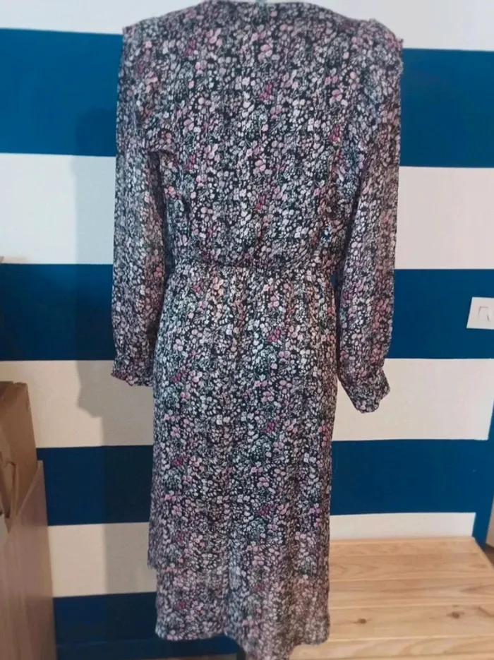 Robe longues manches longues fleuri Kiabi femme taille 40 - photo numéro 3