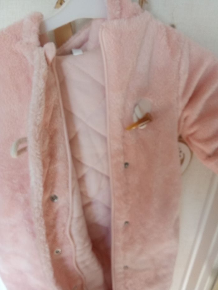 Combinaison hiver pilote polaire, chaude , rose pâle bébé fille marque tex 3,6 mois, hiver, pied, mains - photo numéro 2