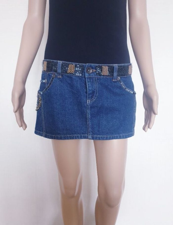 Magnifique mini jupe en jean