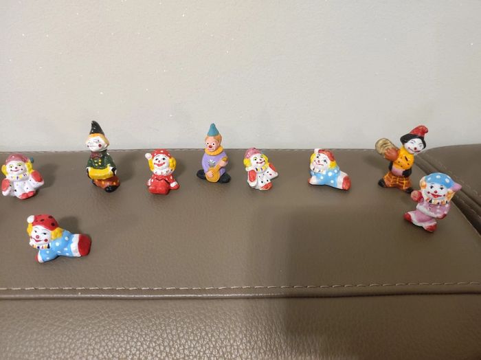 Lot 12 figurines clown - photo numéro 3