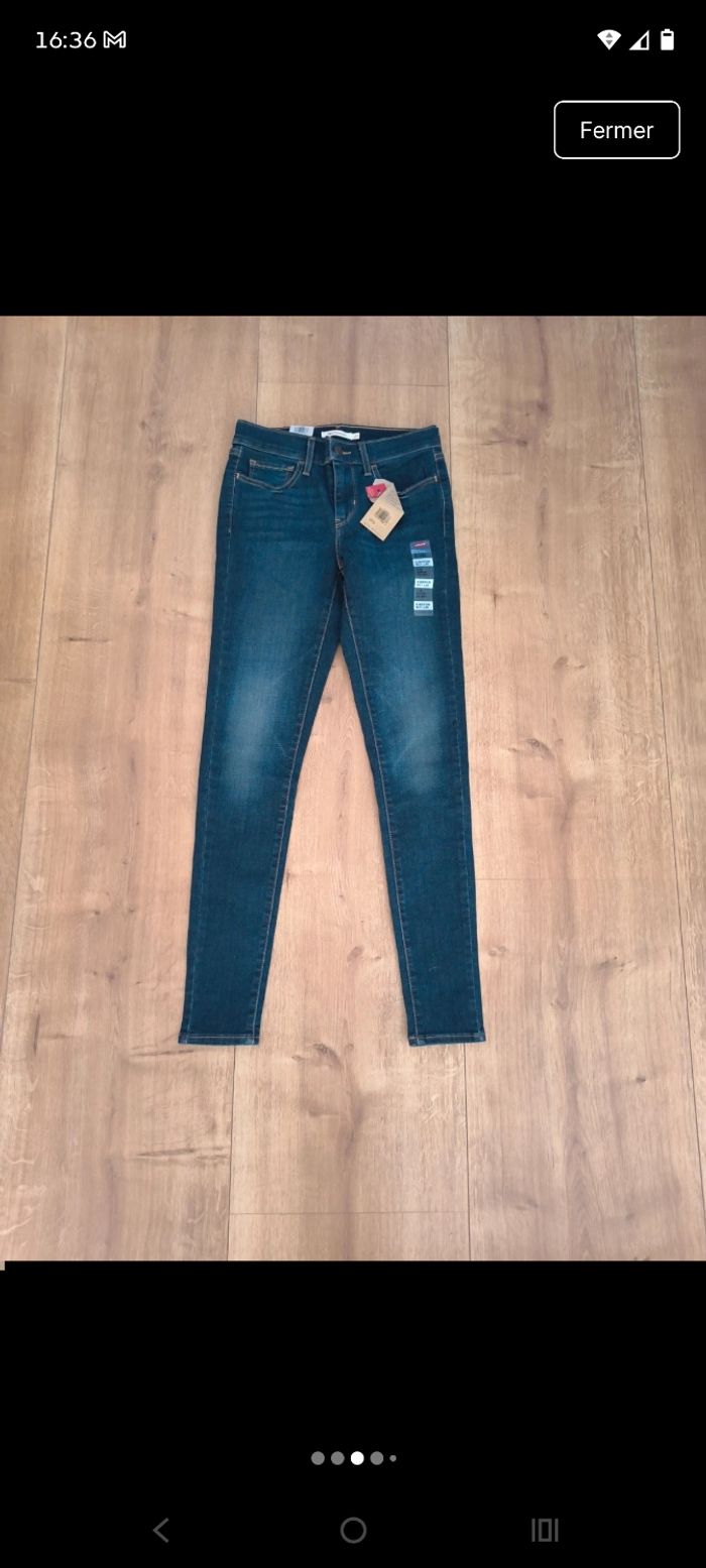 Jean Levi's 711 Skinny - État Neuf - taille w27 L30 - photo numéro 2