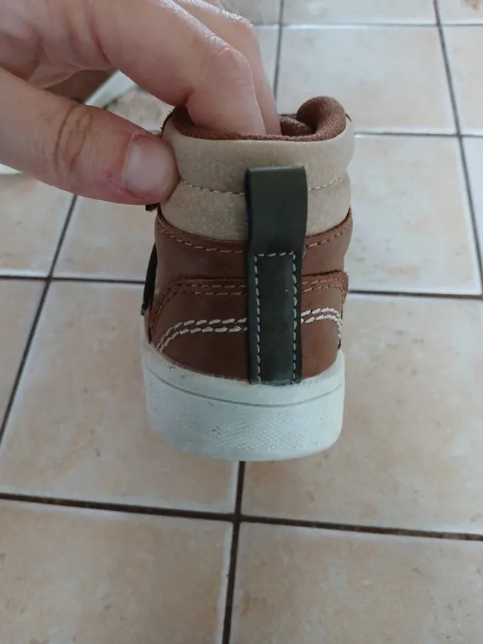 Chaussures montante 21 - photo numéro 11