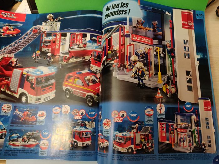 Catalogue Playmobil 2013 - parfait état - photo numéro 6