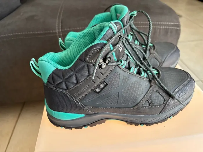 Chaussures de randonnée 37 - photo numéro 4